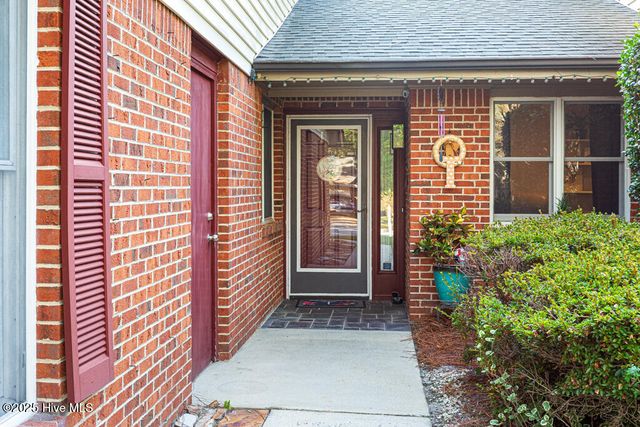 385 Pinehurst Trace Drive, Pinehurst, NC 28374