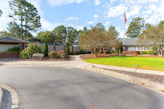 385 Pinehurst Trace Drive, Pinehurst, NC 28374