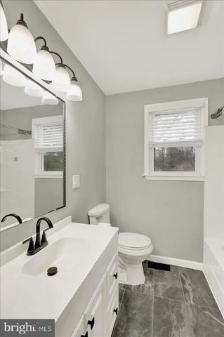 84 QUITTAPAHILLA DR, Annville, PA 17003