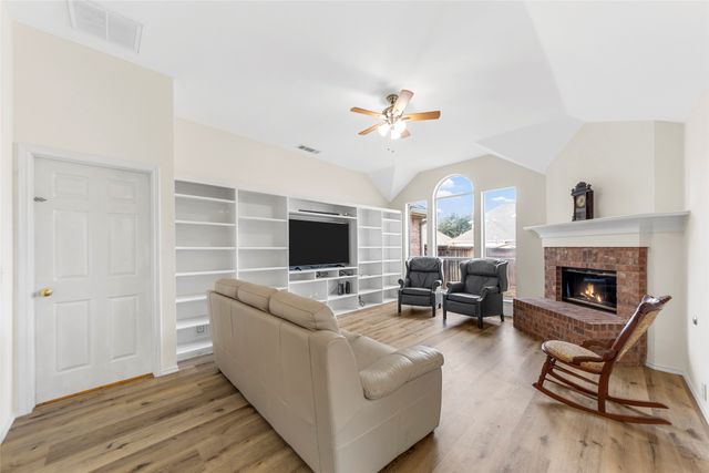 3309 Heatherbrook Drive, Plano, TX 75074