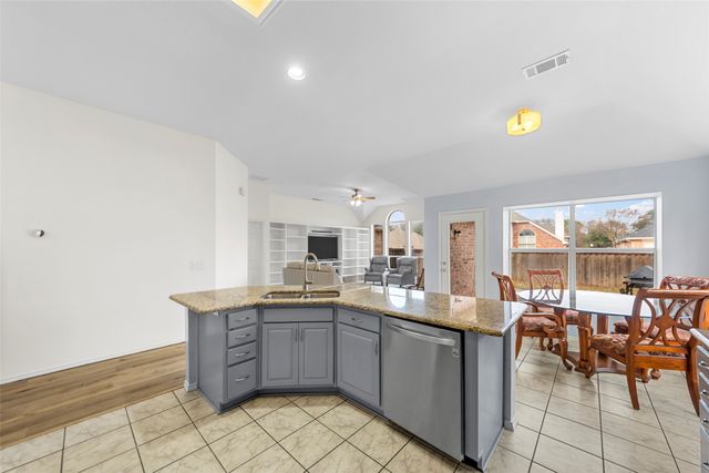 3309 Heatherbrook Drive, Plano, TX 75074