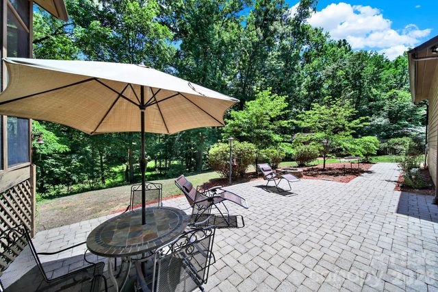 11510 Gelding Drive, Charlotte, NC 28215