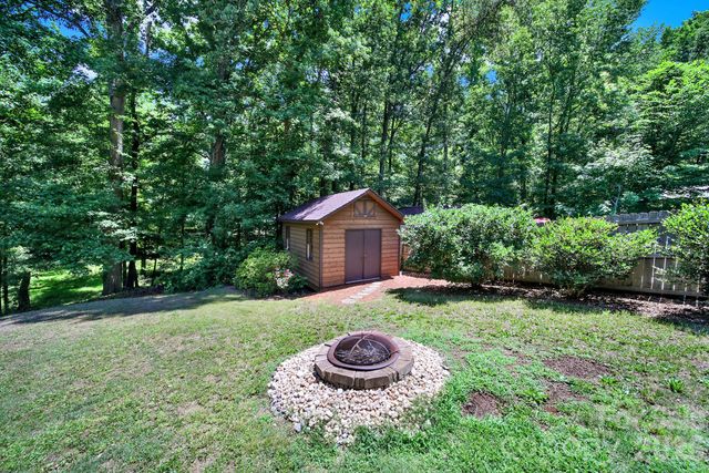 11510 Gelding Drive, Charlotte, NC 28215