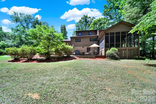11510 Gelding Drive, Charlotte, NC 28215