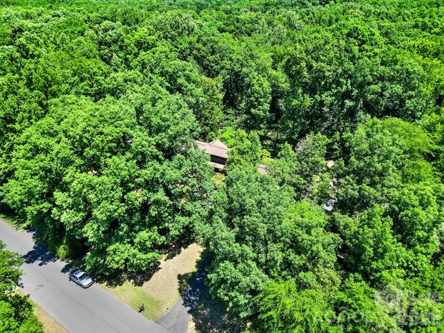 11510 Gelding Drive, Charlotte, NC 28215