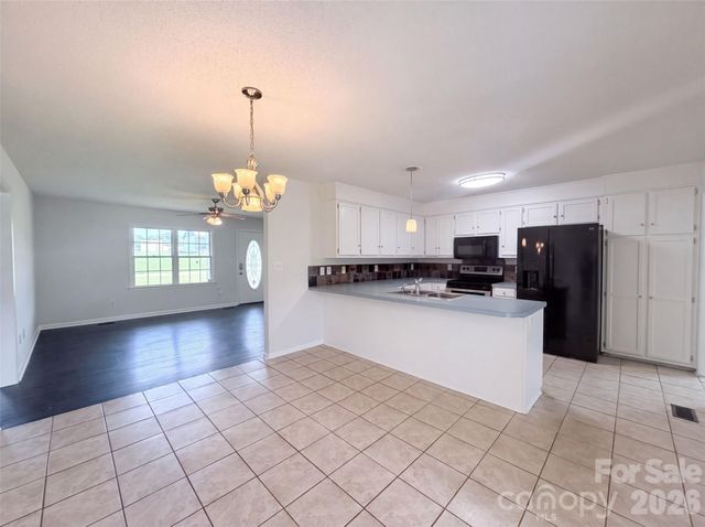 2243 Mintew Circle, Lincolnton, NC 28092