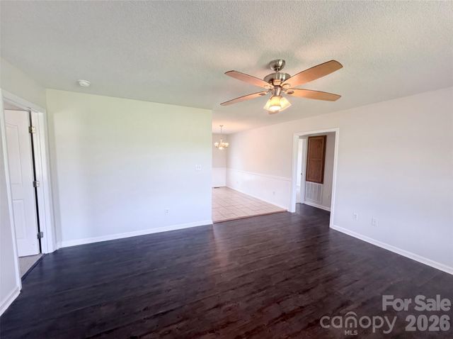2243 Mintew Circle, Lincolnton, NC 28092