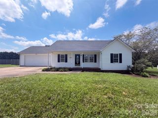 2243 Mintew Circle, Lincolnton, NC 28092