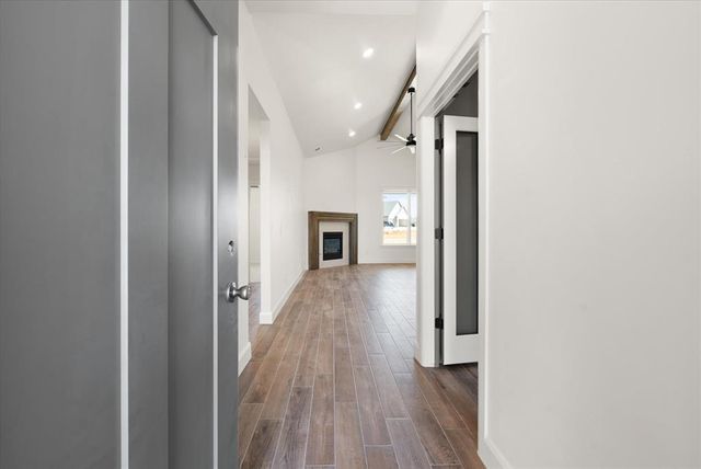 14608 Giverny Lane, Yukon, OK 73099