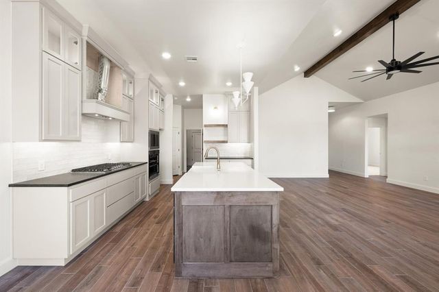 14608 Giverny Lane, Yukon, OK 73099