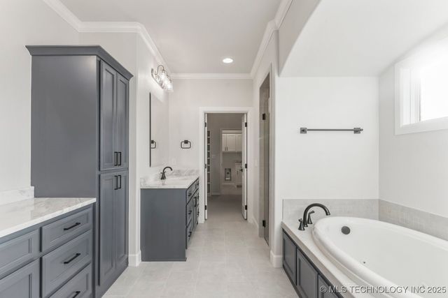 9063 E 62nd Court S, Tulsa, OK 74133