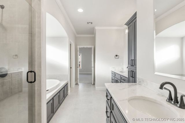 9063 E 62nd Court S, Tulsa, OK 74133