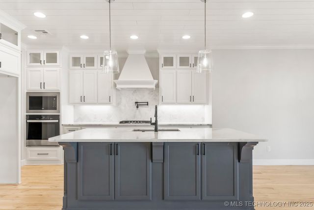 9063 E 62nd Court S, Tulsa, OK 74133