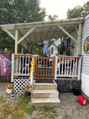 12 Wetherby Drive, Winchester, NH 03470