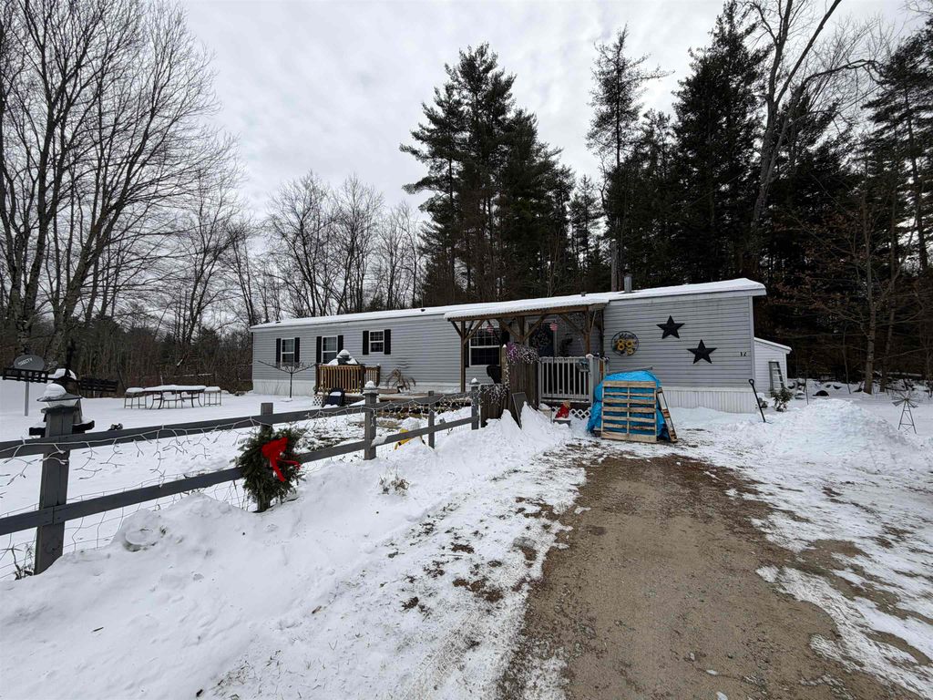 12 Wetherby Drive, Winchester, NH 03470