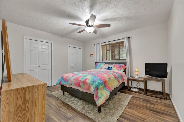 2604 Faulkner Drive, College Station, TX 77845