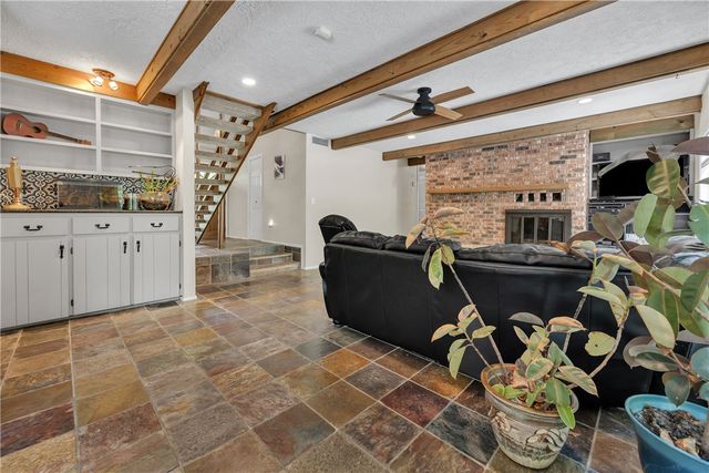 2604 Faulkner Drive, College Station, TX 77845