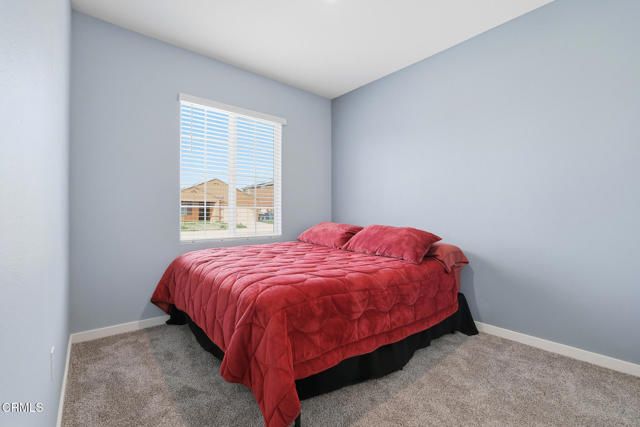 7812 Strawberry Lane, Bakersfield, CA 93313