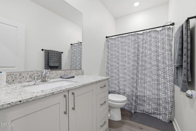 7812 Strawberry Lane, Bakersfield, CA 93313