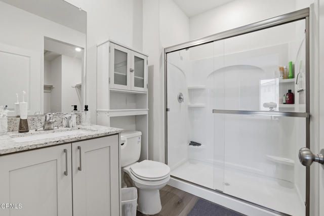 7812 Strawberry Lane, Bakersfield, CA 93313