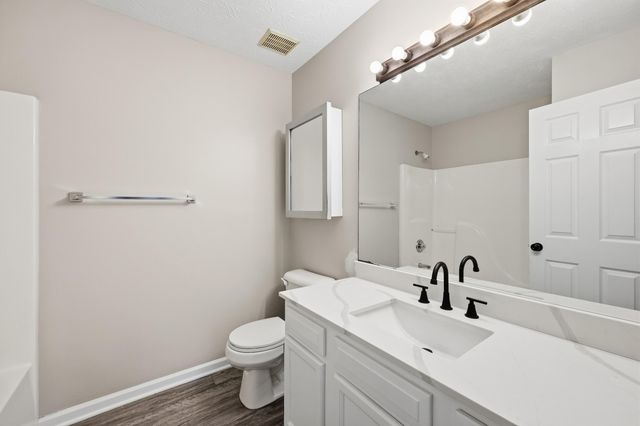 1925 Sandersville Road, Lexington, KY 40511