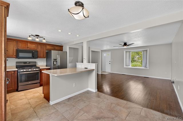 266 Peppertree Drive, Amherst, NY 14228