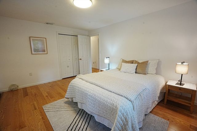 7 Young St, Tewksbury, MA 01876