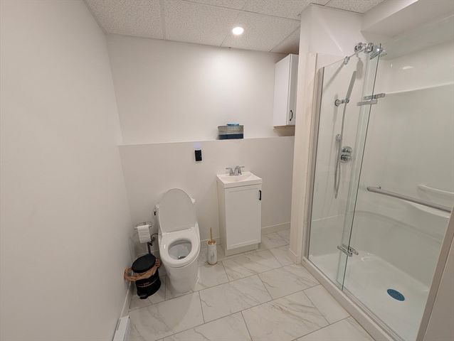 7 Young St, Tewksbury, MA 01876