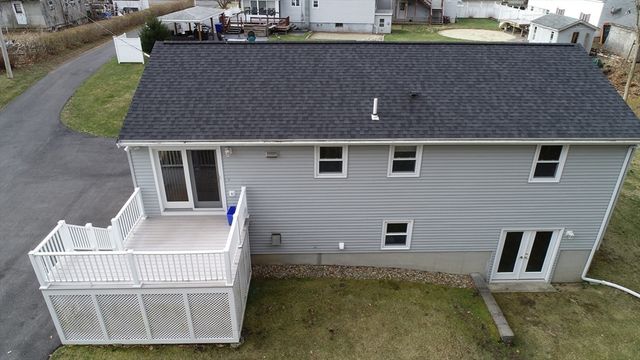 7 Young St, Tewksbury, MA 01876