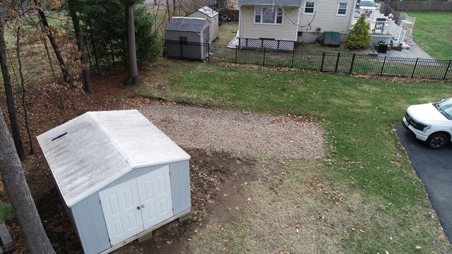 7 Young St, Tewksbury, MA 01876