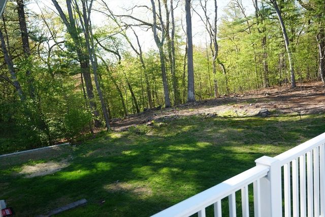 7 Young St, Tewksbury, MA 01876