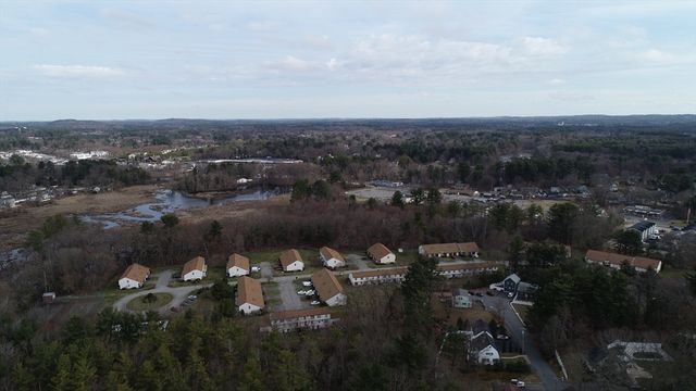 7 Young St, Tewksbury, MA 01876