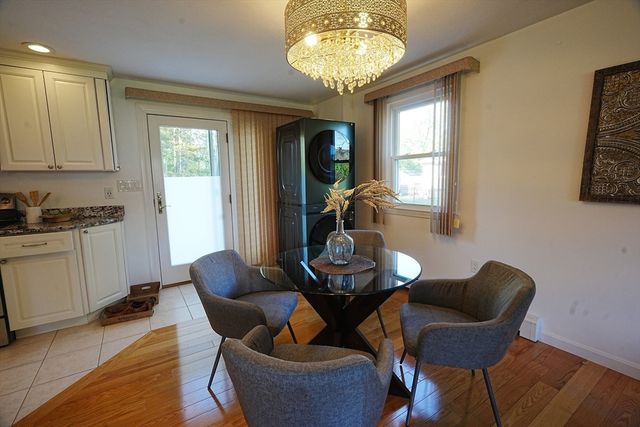 7 Young St, Tewksbury, MA 01876