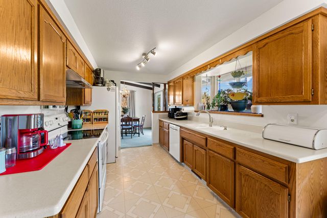 274 Parkhill Place, Grants Pass, OR 97527