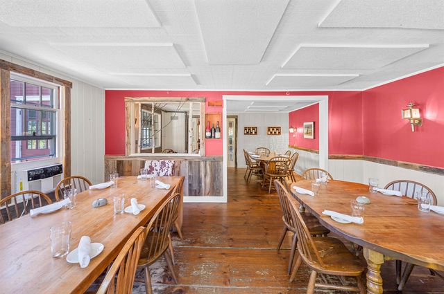 14 Barrows Road, Stowe, VT 05672