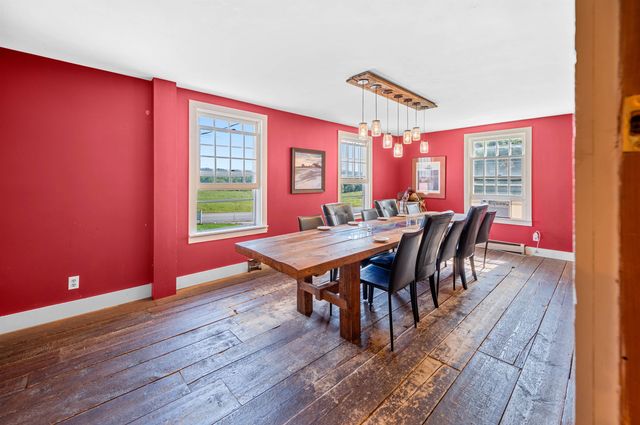 14 Barrows Road, Stowe, VT 05672