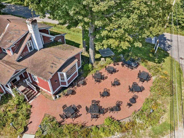 14 Barrows Road, Stowe, VT 05672