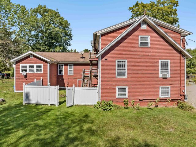 14 Barrows Road, Stowe, VT 05672