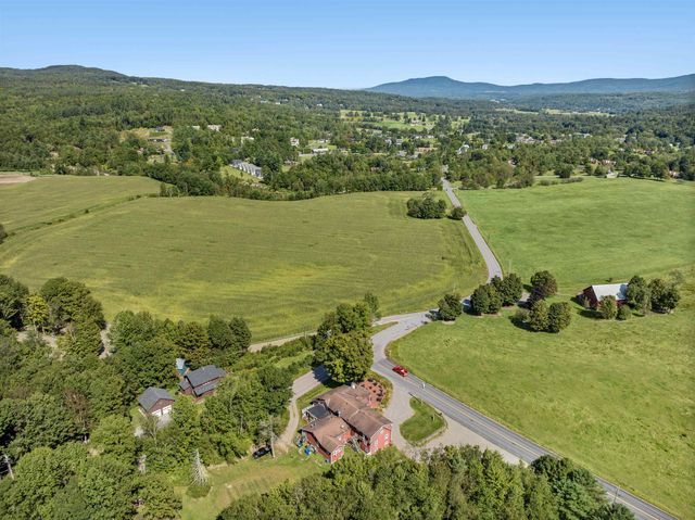 14 Barrows Road, Stowe, VT 05672