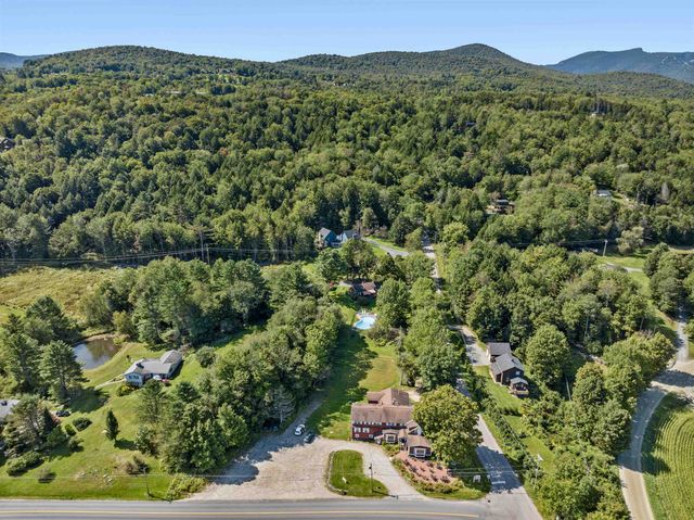14 Barrows Road, Stowe, VT 05672