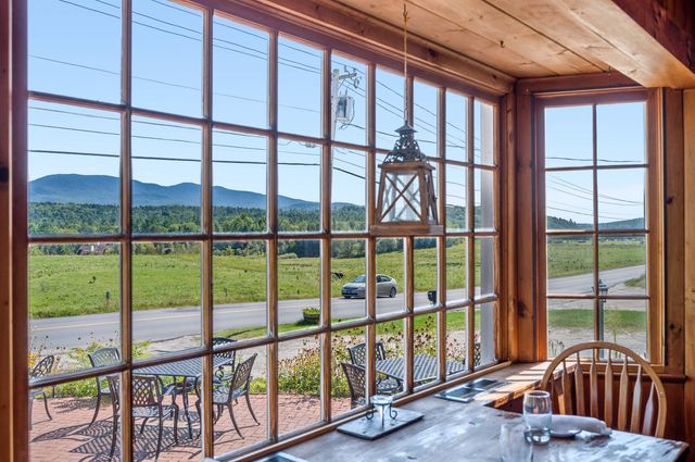 14 Barrows Road, Stowe, VT 05672