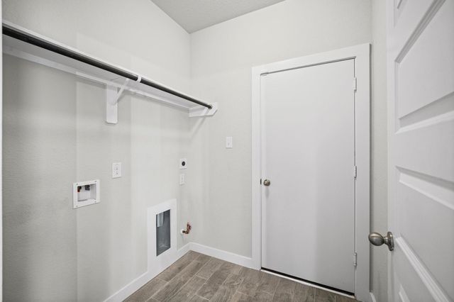 144 Shining Point Drive, Waller, TX 77484