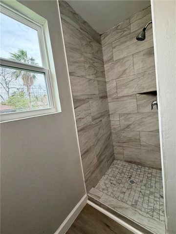 1315 Brentwood Dr, Corpus Christi, TX 78415