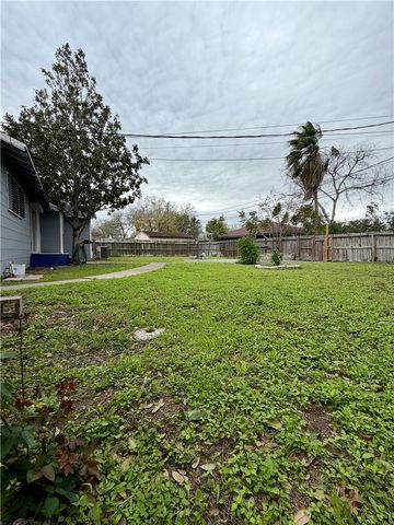 1315 Brentwood Dr, Corpus Christi, TX 78415