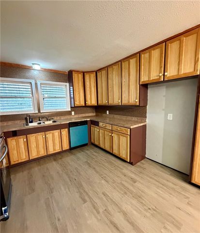 1315 Brentwood Dr, Corpus Christi, TX 78415
