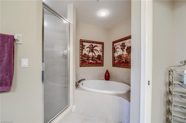 3881 Kens WAY 4301, Bonita Springs, FL 34134