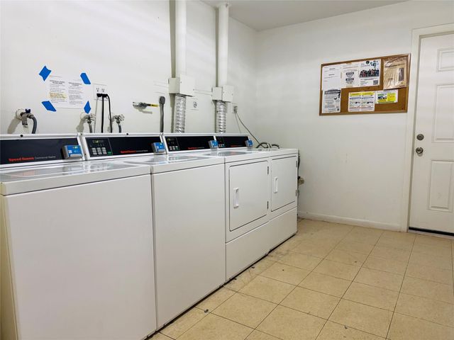 4118 NW 88th Avenue 107, Coral Springs, FL 33065