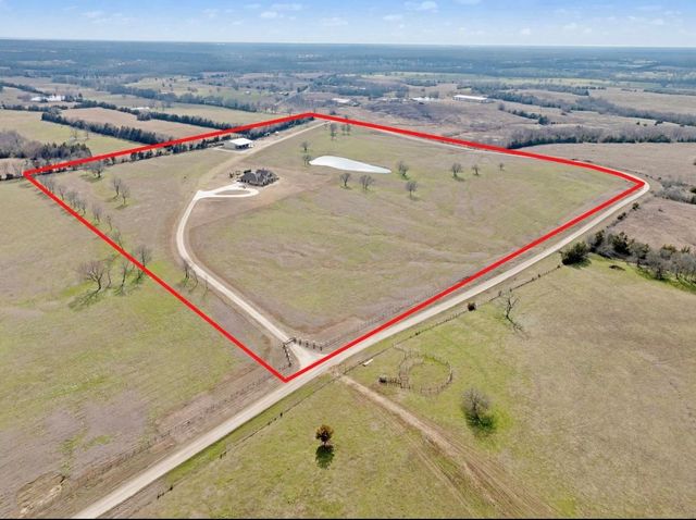 2106 County Road 43250, Paris, TX 75462