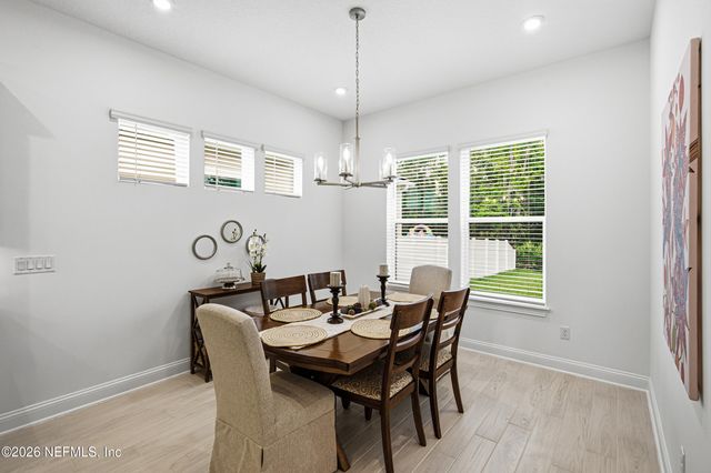 335 PALOMAR Drive, St. Johns, FL 32259