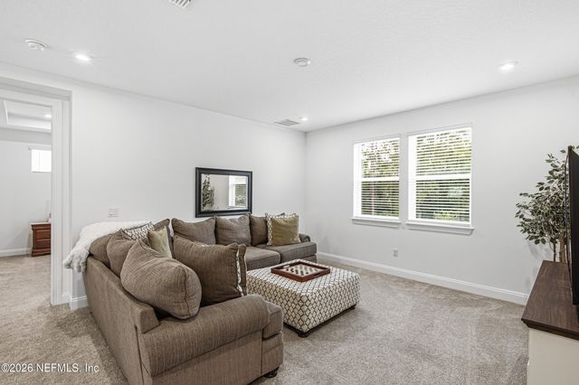 335 PALOMAR Drive, St. Johns, FL 32259